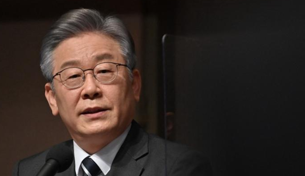 最新民调：李在明施政好评率连续三周下滑